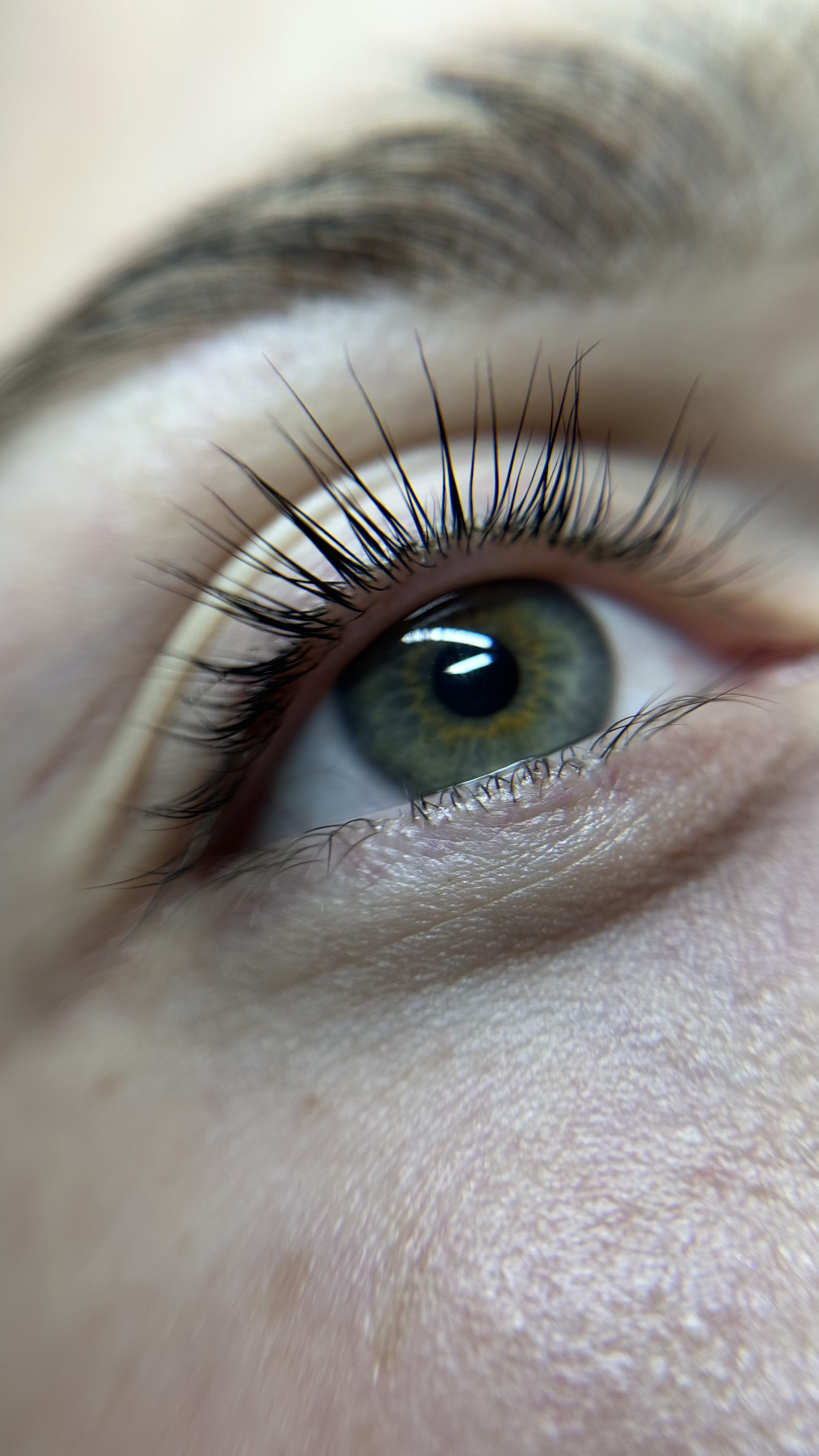 Lash lifting zelené oko